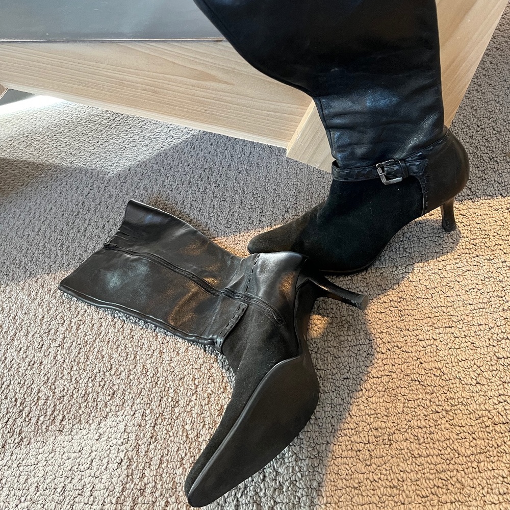 Sexy Black Leather and Suede pointed Franco Sarto Boots Size 7.5